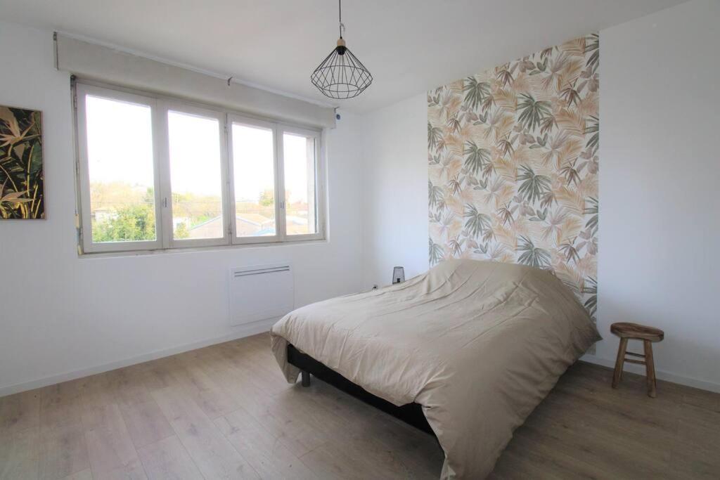 Joli Appartement Au Calme Lay-Saint-Christophe Bagian luar foto