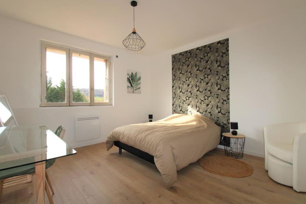 Joli Appartement Au Calme Lay-Saint-Christophe Bagian luar foto